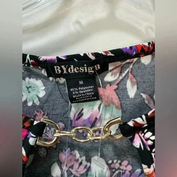 Floral Print Sleeveless Blouse by Design - Size M & XL - Picture 4 of 12